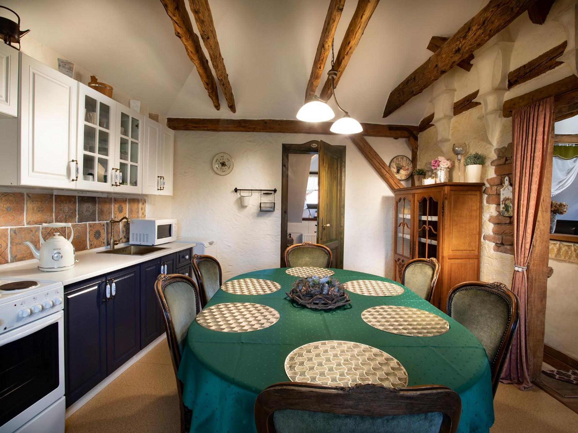 Lichtenstein Lva Apartman Břeclav Exterior foto